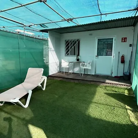 Renovated Tiny House Appartamento