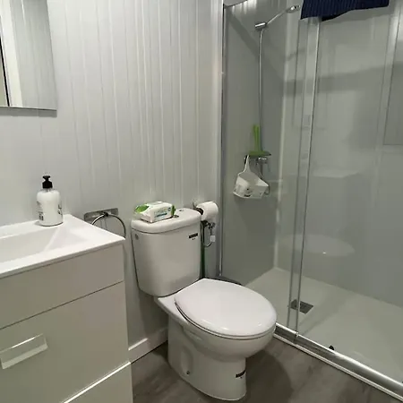Renovated Tiny House Apartment *